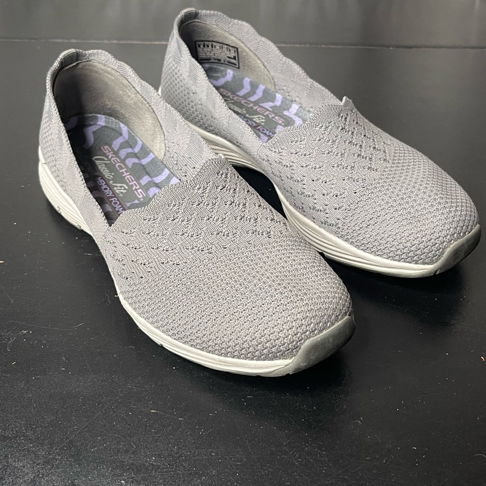 SKECHERS Relaxed Fit Reggae Fest Modern Willows Mesh Gray Slip On Shoes